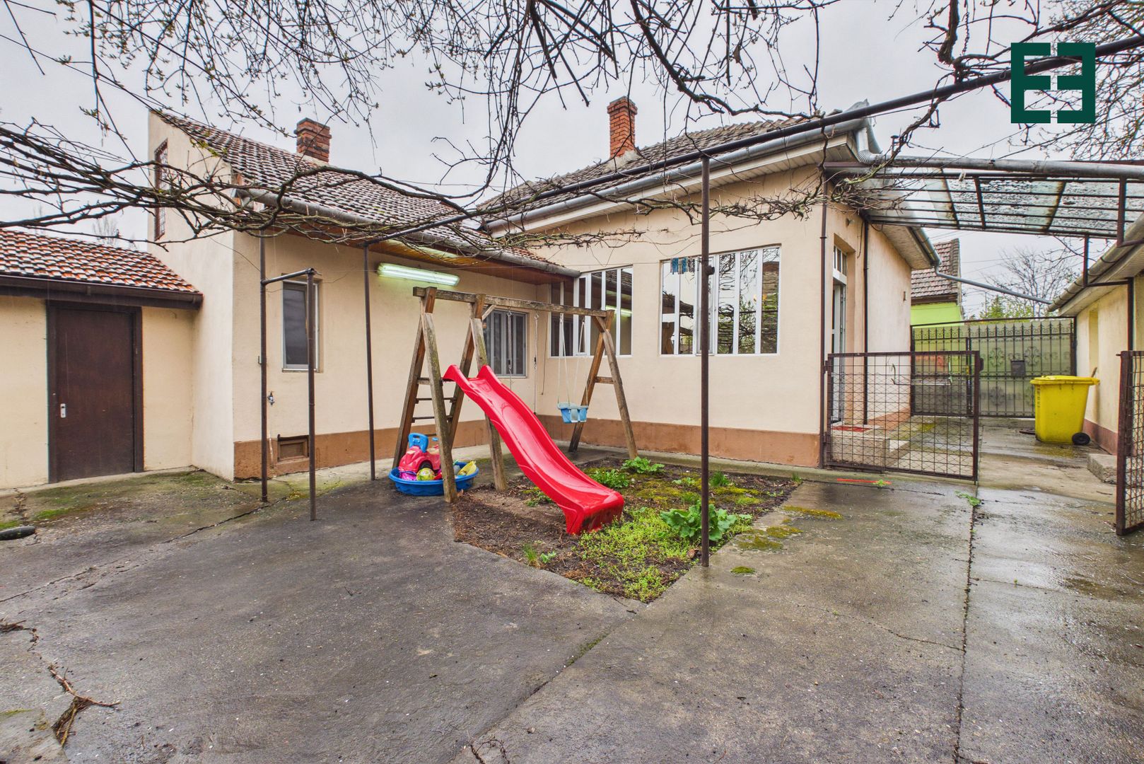 Casă cu 2 camere și 475 mp teren - Zona Aradul Nou - Arad - Poză 1