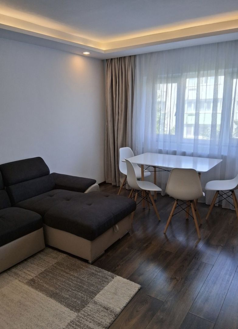 Apartament 2 camere Aviatiei de inchiriat disponibil imediat - Poză 3