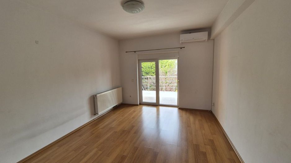 Inchiriere vila 5 dormitoare S + P + 1E + M zona Erou Iancu Nicolae - Poză 17