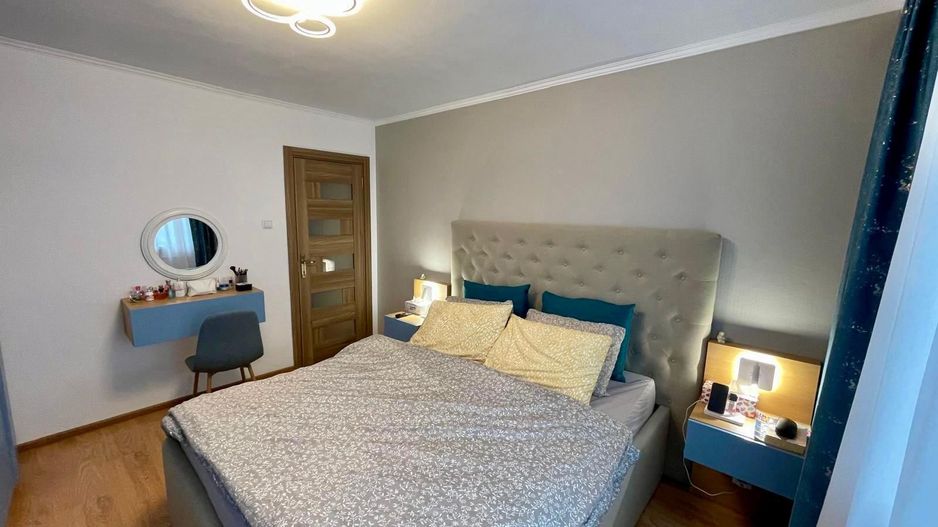 Apartament 3 camere Rogerius Etaj 2 - Poză 6