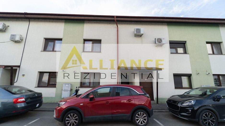 VILA INSIRUITA - TREND RESIRENCE - PISCINA - Poză 12