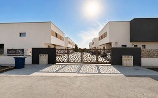 The Villas | Vile moderne în Lumina | Comision 0 - Poză 1