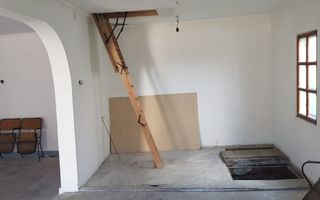 Casă versatilă de vânzare în Comuna Corbi, Argeș – ideală pentru afacere  - Poză 4