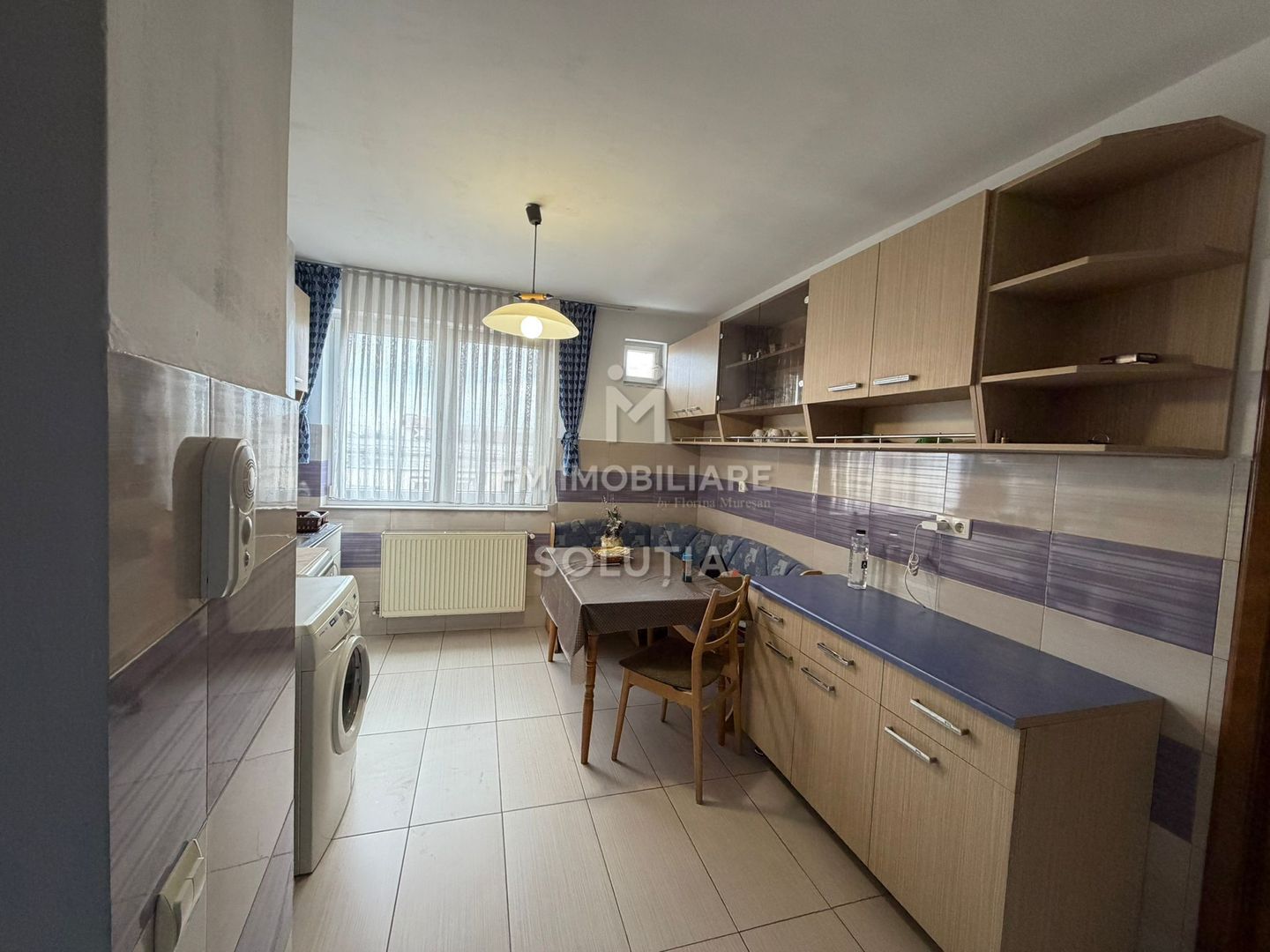 Apartament 2 camere de vânzare – Ultracentral, Zona Bizo - Poză 3