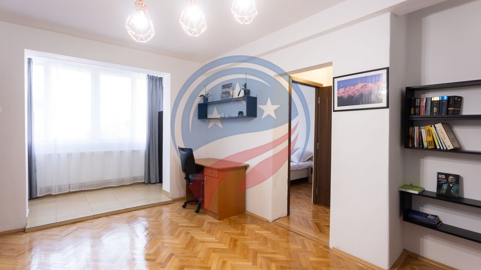 Apartament cu 2 camere ultracentral de inchiriat pe termen scurt (1-6 luni) - Poză 2