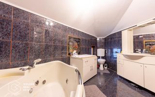 Vila de lux, P+E, in inima orasului Arad, 4 dormitoare, 210mp, KM 0-central - Poză 14