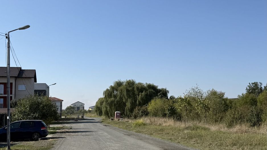 TERENURI LOCUINTE COLECTIVE - Poză 1