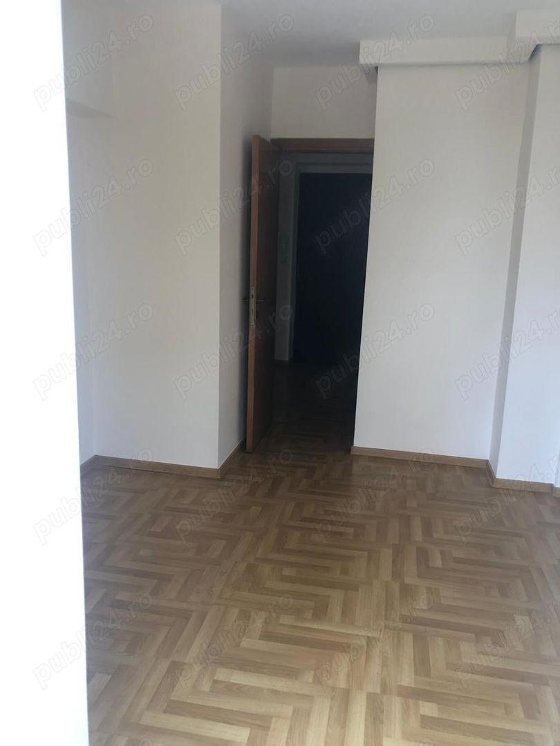 De Inchiriat Garsoniera pentru birouri 44 mp, renovata, etaj 1 - Poză 6