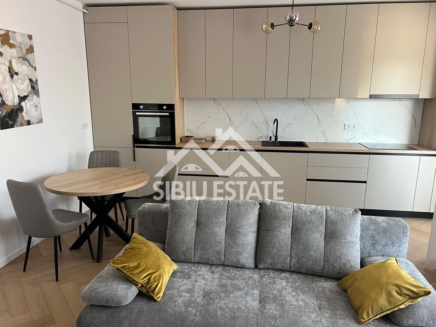 Apartament modern de inchiriat 2 camere Zona Centrala - Poză 1