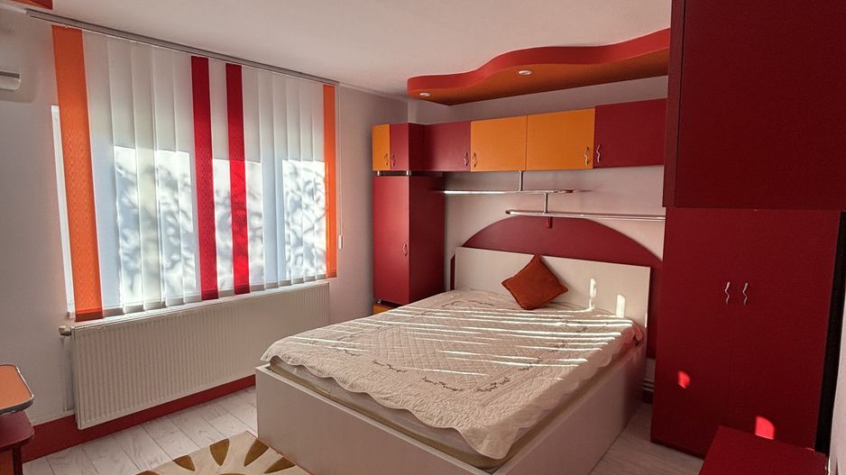 Apartament generos 2 camere - Poză 16