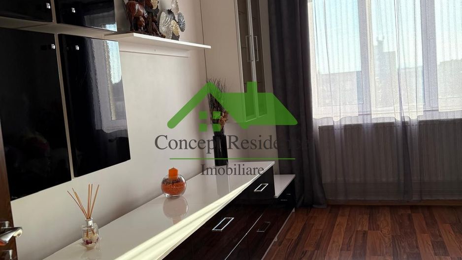 Apartament 3 camere, 72 mp, Bd. Regele Mihai I, Poșta 5 - Poză 3