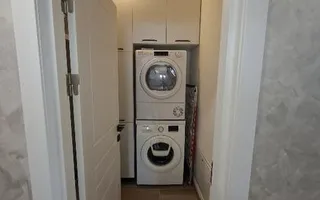 3 camere  bloc nou, 80 mp utili , balcon de 20 m - Poză 14