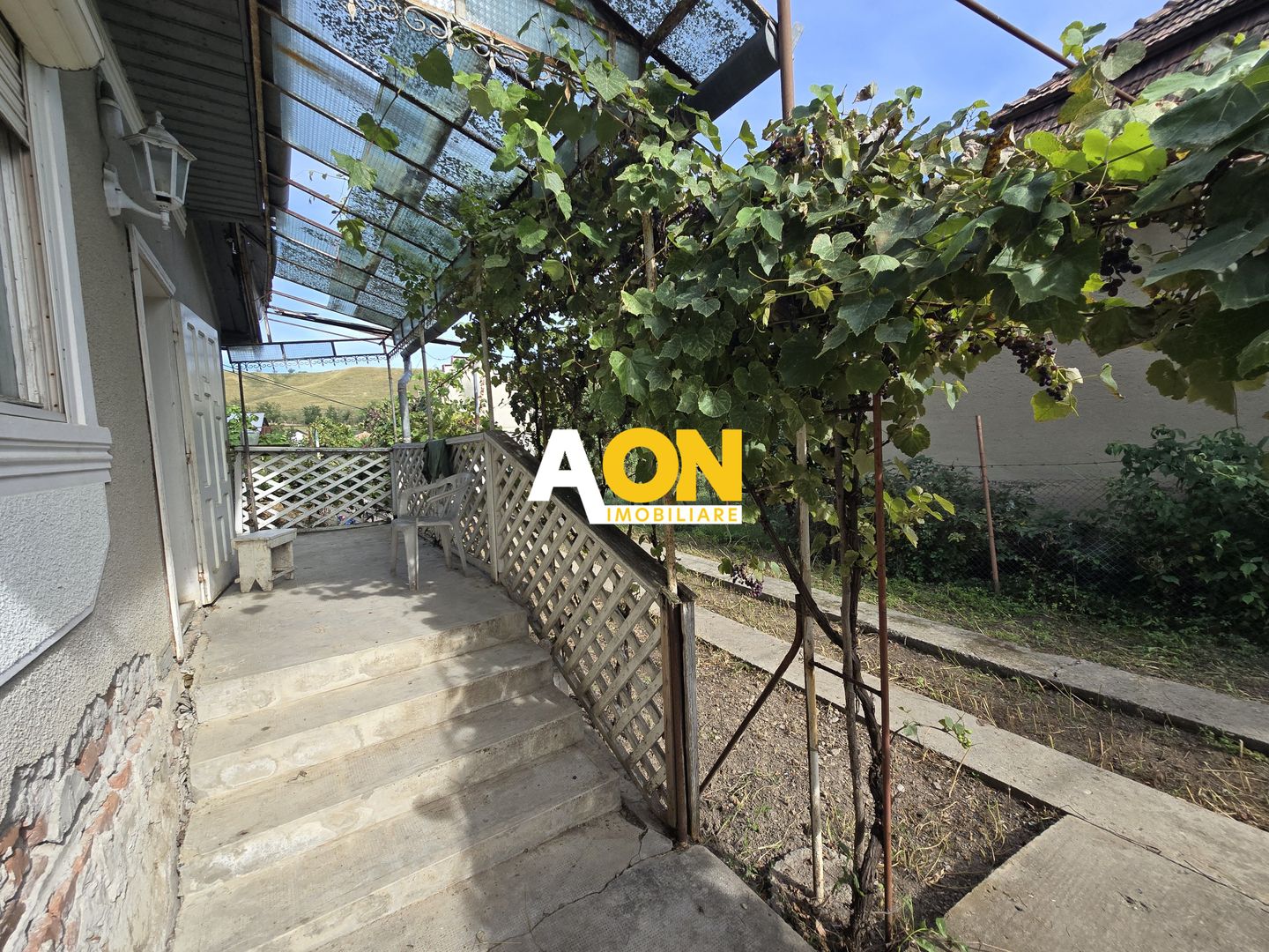 Casa 3 Camere, 1100mp Teren cu Garaj, Gura Ariesului - Poză 2