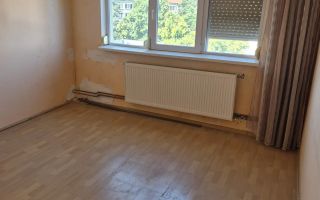 Apartament 3 camere | 55 mp | Centrală proprie | Piața Doina | - Poză 1
