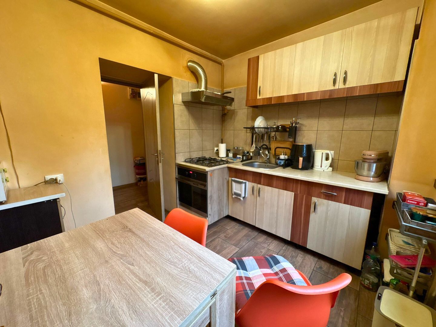 Apartament 2 camere parter 50 M² zona linistita Simeria - Poză 5