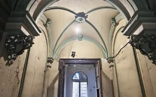 Casă cu farmec istoric în zonă protejată Rosetti, ideală pentru restaurare - Poză 11