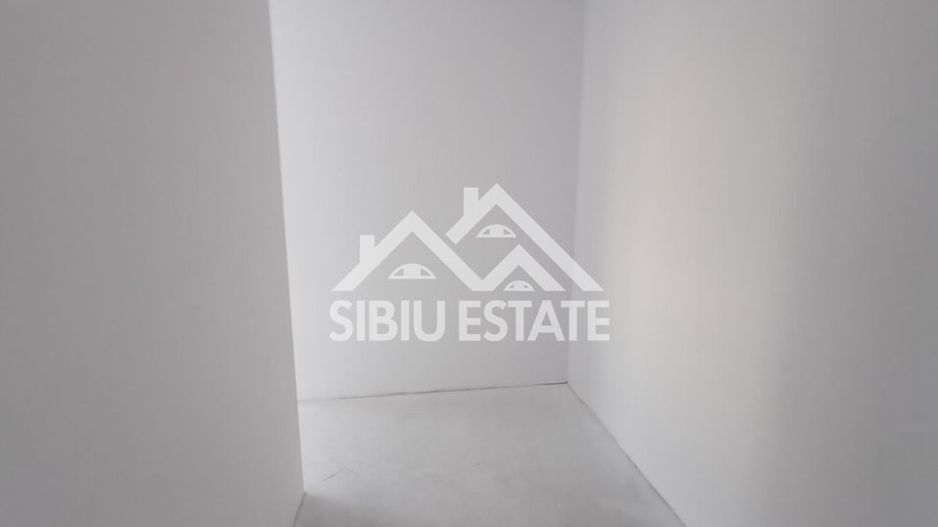 Apartament 3 camere de vânzare ,Doamna Stanca, Sibiu, parcare inclusa - Poză 3
