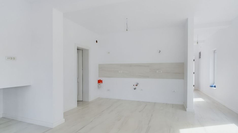 Duplex cu 5 camere în Ghiroda - Poză 4
