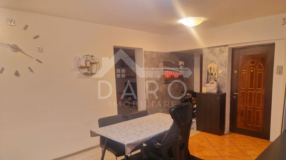 Apartament 4 camere Tudor - Poză 1