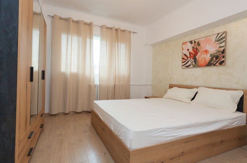 AP. 2 CAMERE- RAHOVA, BUCATARIE INCHISA, MOBILAT/ UTILAT MODERN - Poză 3