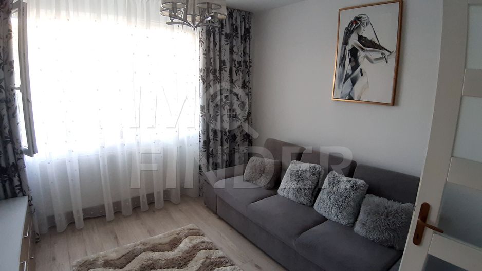 Apartament Ultrafinisat de 3 camere Unirii Gheorgheni - Poză 3