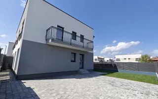 Duplex 4 camere la cheie, teren 220 mp, Șelimbăr – zona Triajului - Poză 12