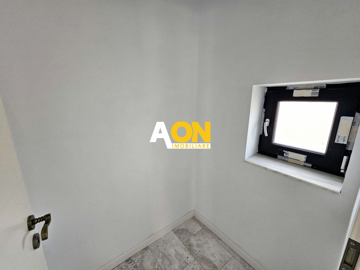 Casa individuala de vanzare, 4 camere, 2 bai, 448mp teren - Poză 6