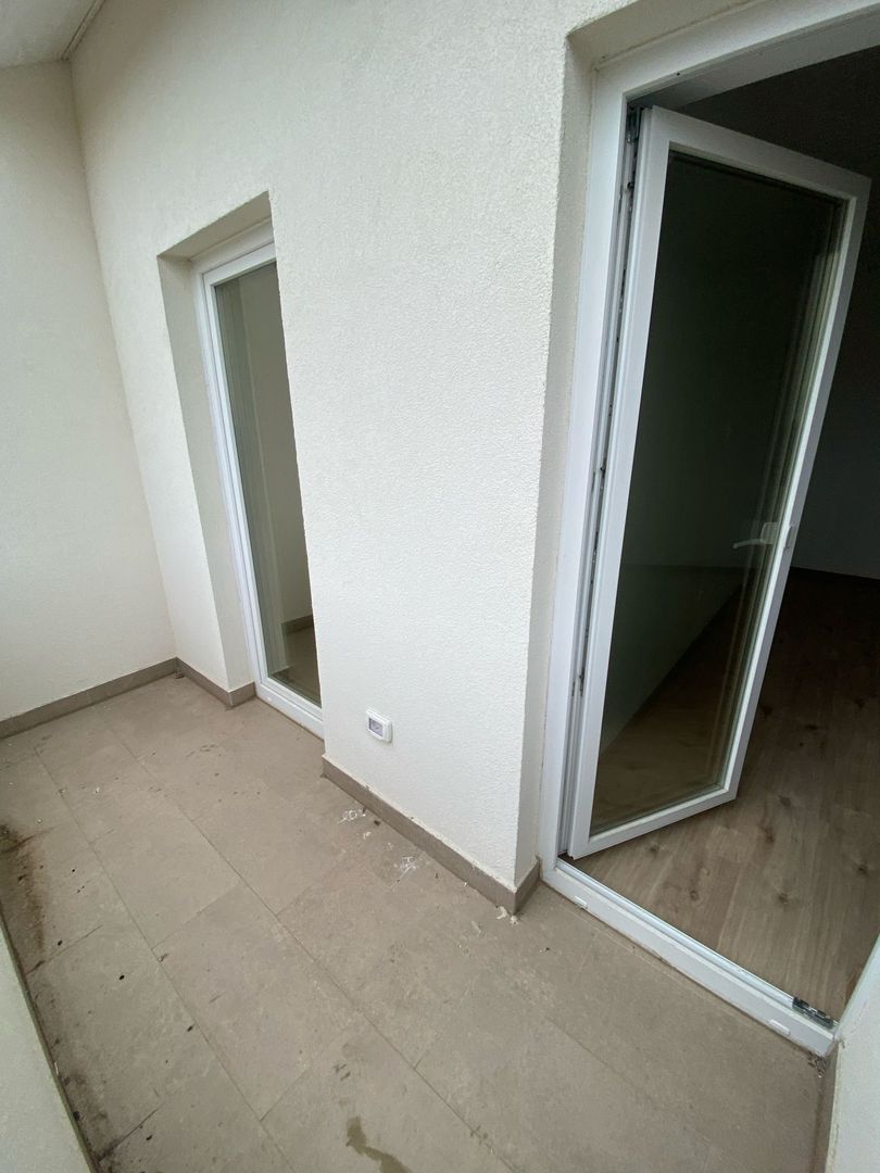 Giroc-Neptun | 2-3 Camere | Centrala proprie | Loc de parcare - Poză 12