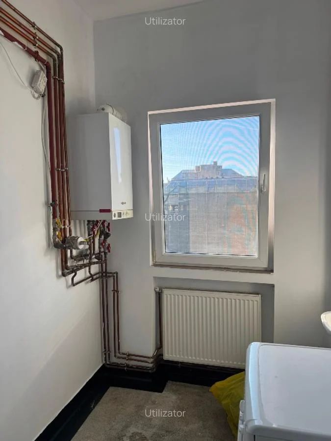 Apartament spatios Piata Romana - Poză 3