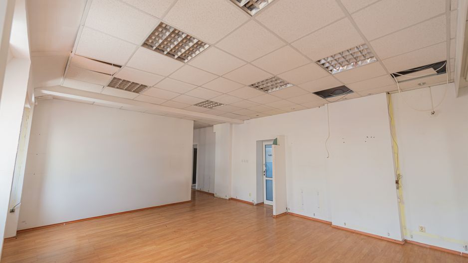 Spațiu de inchiriat, 9 camere, 3 bai, Universitate, 120mp - Poză 6