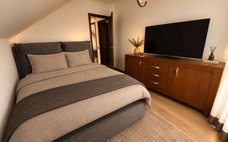 Casă individuală de vânzare în Dezmir | 110 mp utili | 500 mp teren | - Poză 7