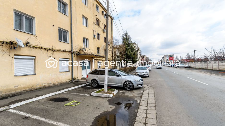 VANDUT! Apartament 3 camere - renovat recent - Poză 5