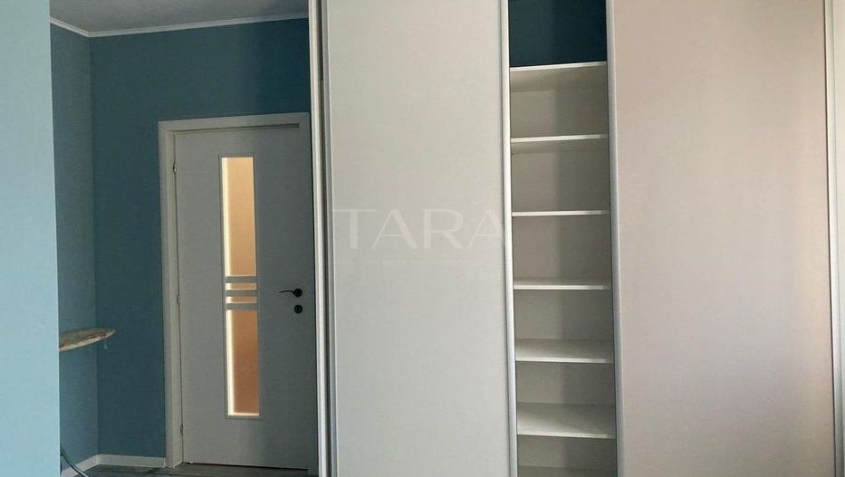 Apartament modern cu 2 camere și parcare subterană, zona VIVO. - Poză 6