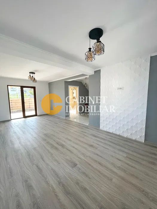 Casa individuala 4 Camere - la Asfalt - Poză 4