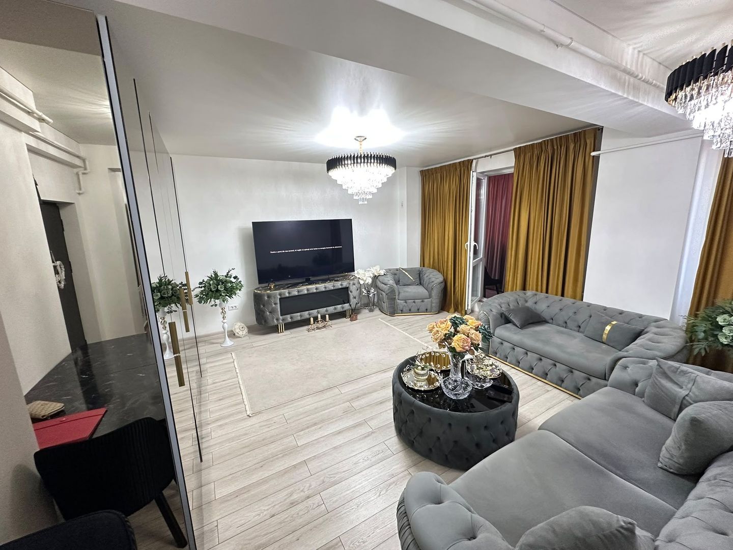 Apartament 3 Camere LUX Design Exclusivist Mobilat Utilat Premium Bloc 2020 A270 - Poză 1