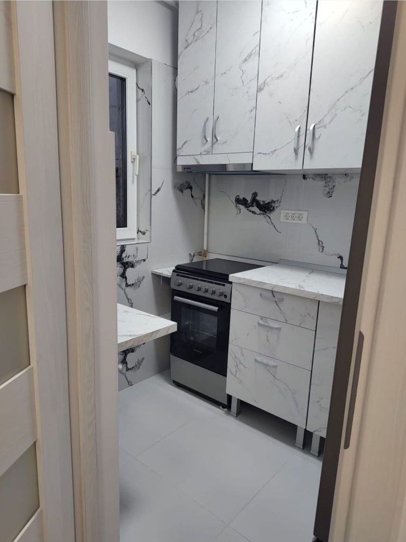 Garsoniera decomandata de inchiriat, renovata, utilata complet, Sebastian - Poză 3