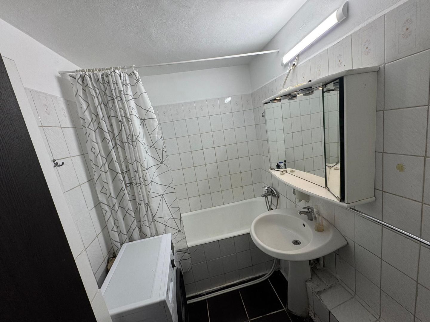 Apartament 2 camere Decebal, centrala proprie, parcare inclusa - Poză 8