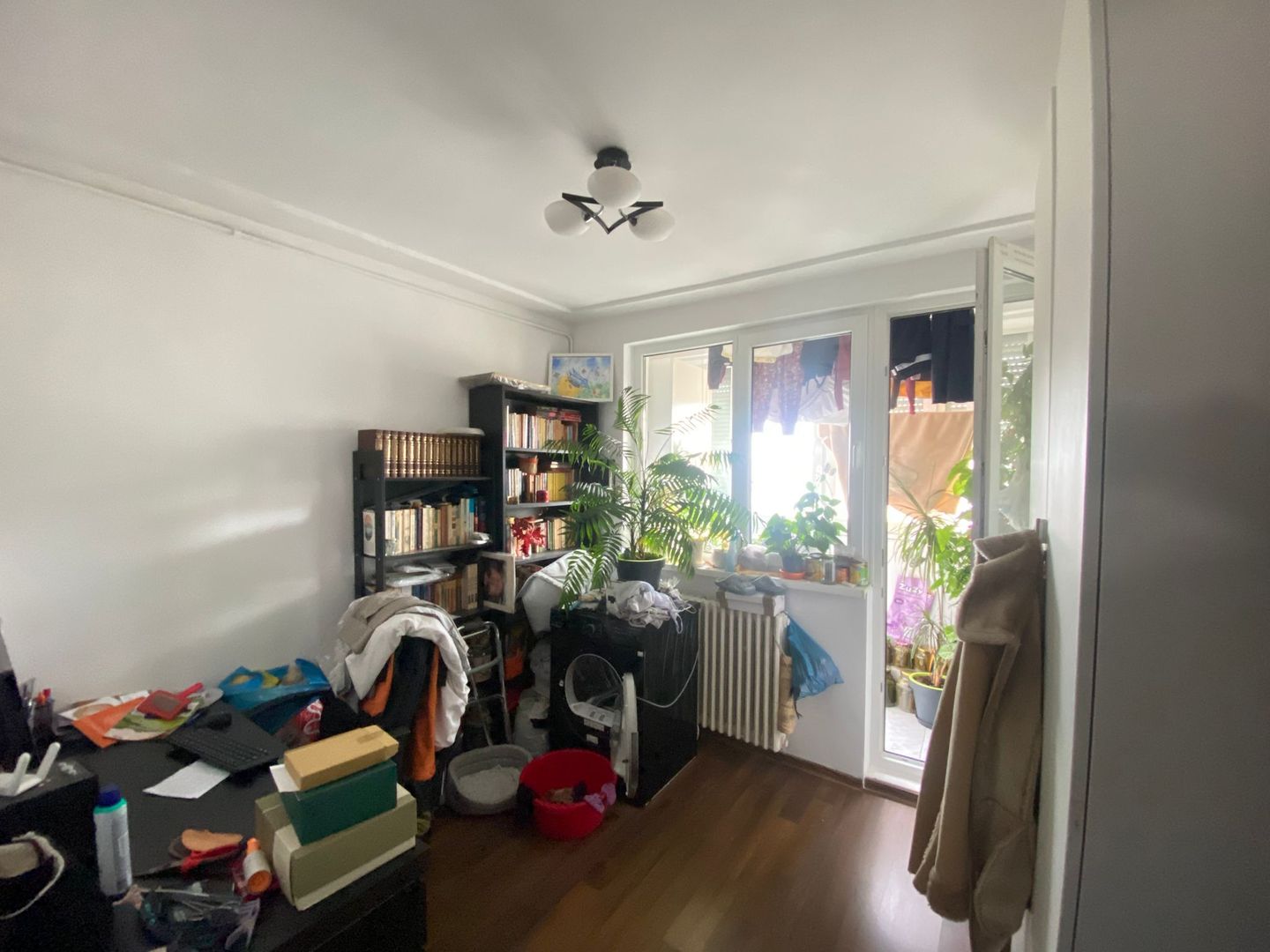 4 camere renovate, 60 mp + balcon, etaj 10/11 – Drumul Taberei V7 - Poză 10