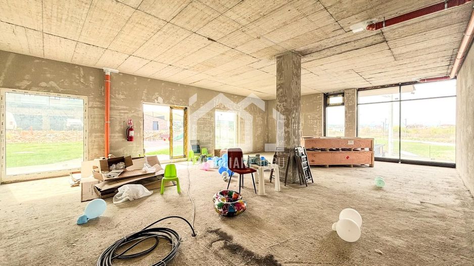 Spatiu comercial de inchiriat, Vitrina, 93mp,  Apahida - Poză 10