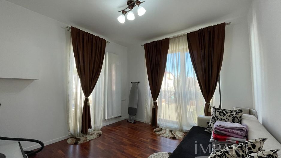Apartament lux,  prima inchiriere-  4 camere + 2 locuri parcare - Poză 4