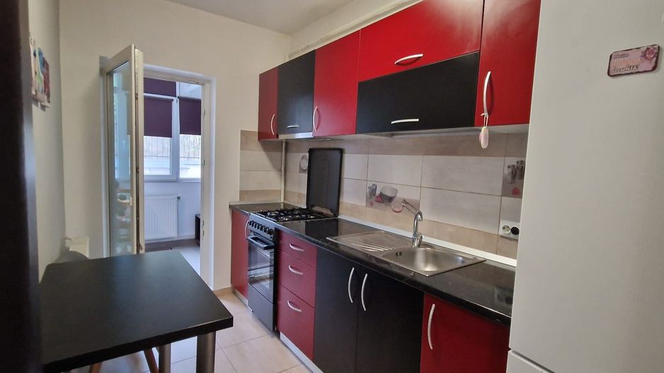 Apartament 1 camera Dec 42 mp. + curte Bucium Family Market 320 euro - Poză 3