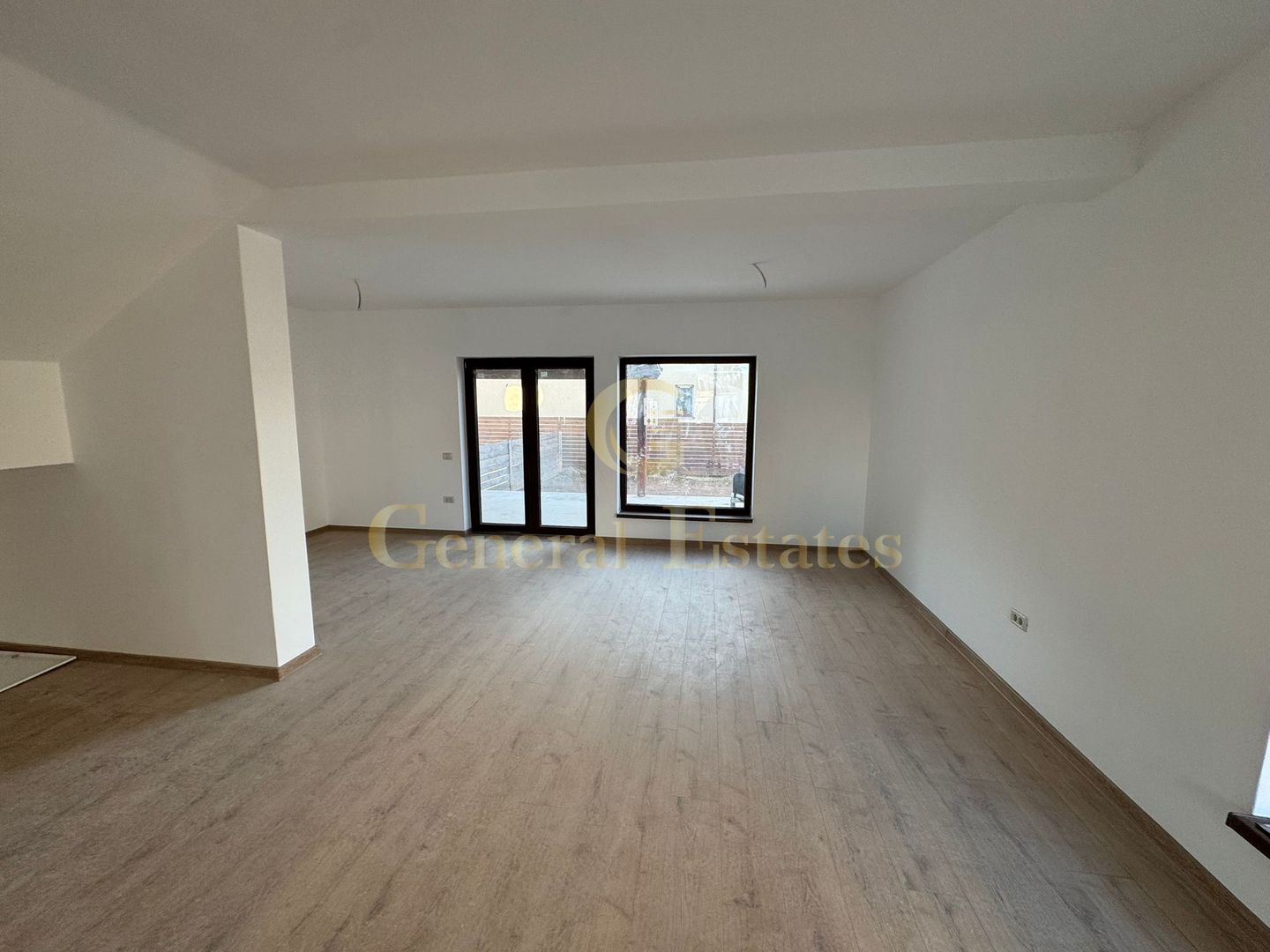 Casă tip duplex de vânzare – Cartier Izvor, Brașov / Comision 0 - Poză 2
