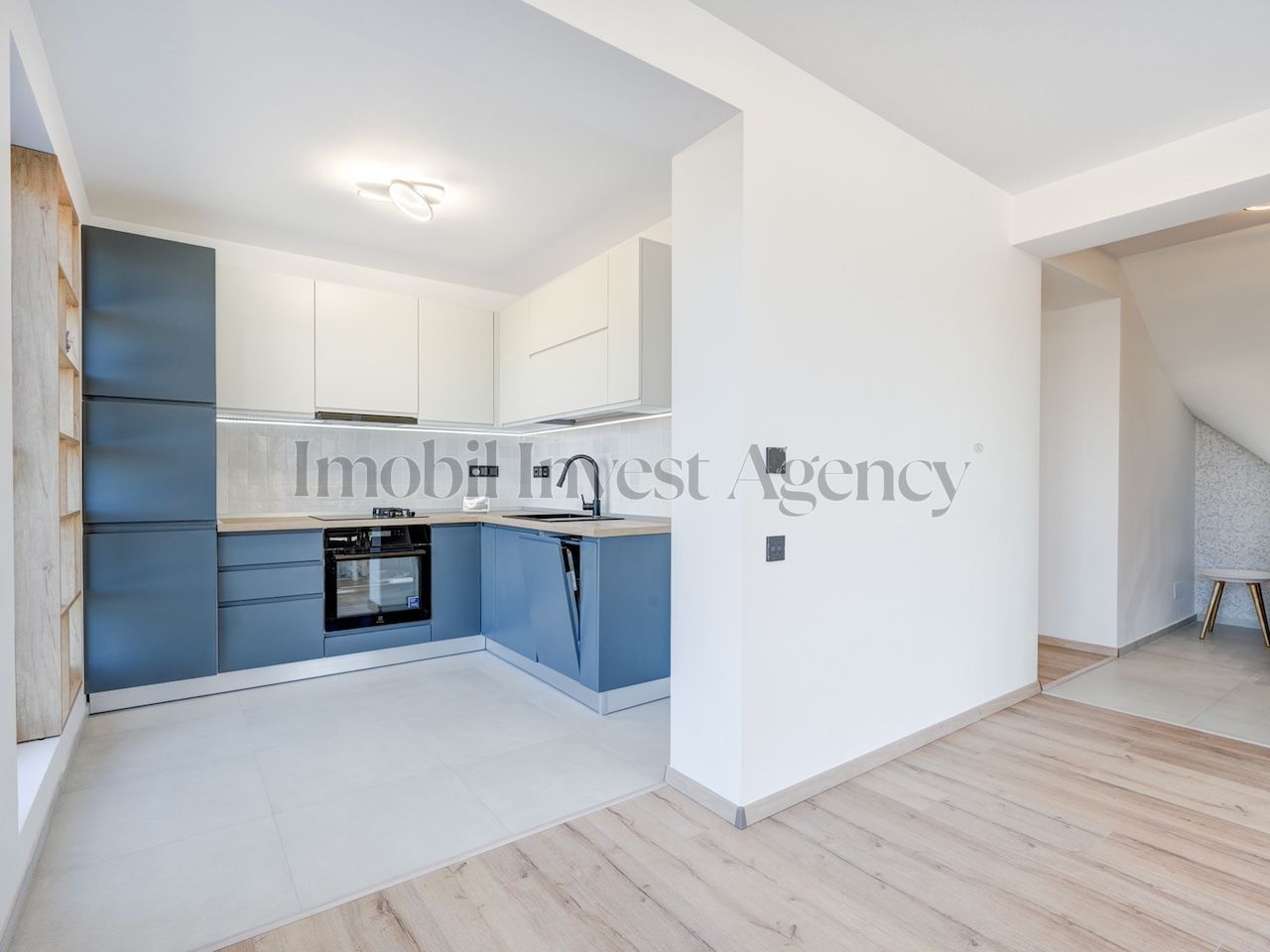 Vila Duplex 5 camere Otopeni - Poză 6