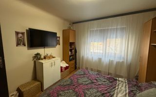 Apartament 3 camere decomandat - Poză 12