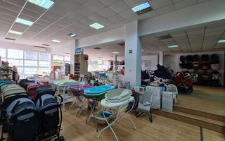 Spatiu comercial / showroom -560 mp - Poză 2