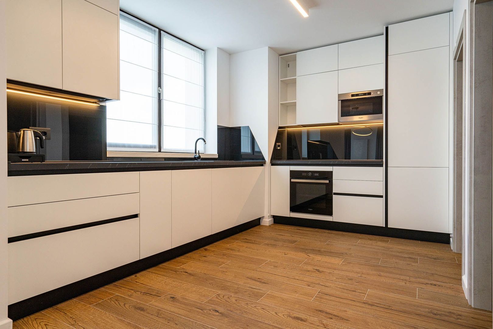 Aparthotel building Unirii B+GF+E+11 floors with 51 apartments, restaurant and SPA - Poză 39