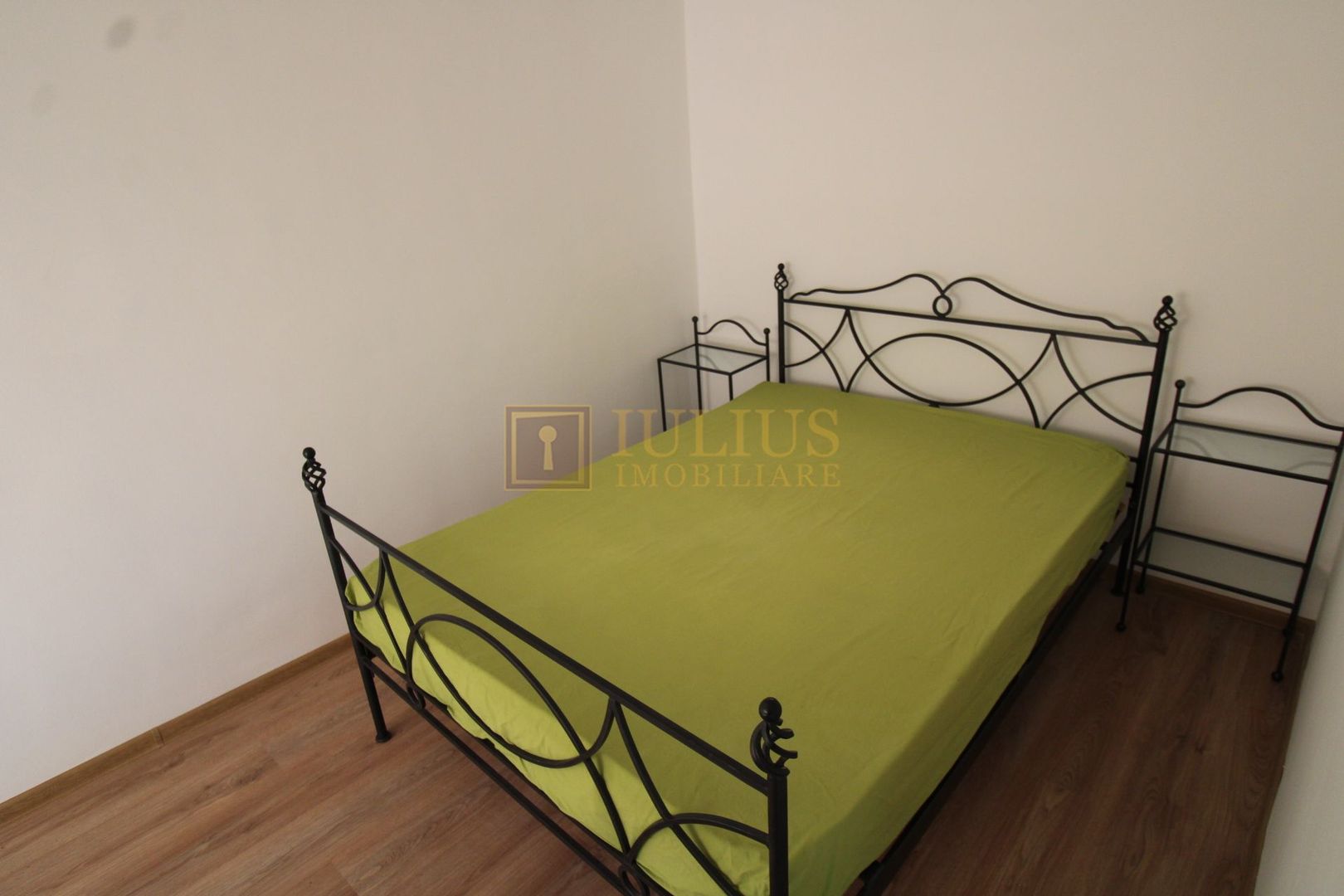 2 camere, vis a vis de Spitalul Judetean, ideal pentru doctori sau studenti - Poză 6