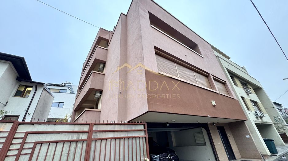 Vila centrala cu 13 camere *460mpu* + garaj // Dorobanți - Poză 4