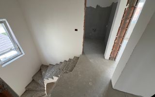 Duplex 4 camere despartit prin camera tehnica | Chisoda - Poză 8