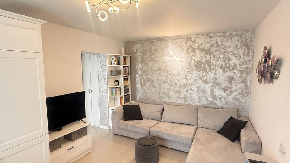 APARTAMENT RENOVAT COMPLET MOBILAT SI UTILAT  ZONA DOROBANTI - Poză 1